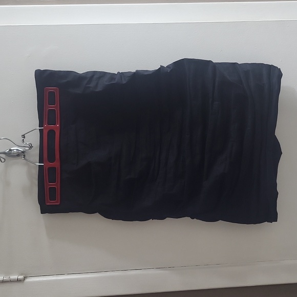 Mid length nicole Miller skirt - Picture 1 of 3